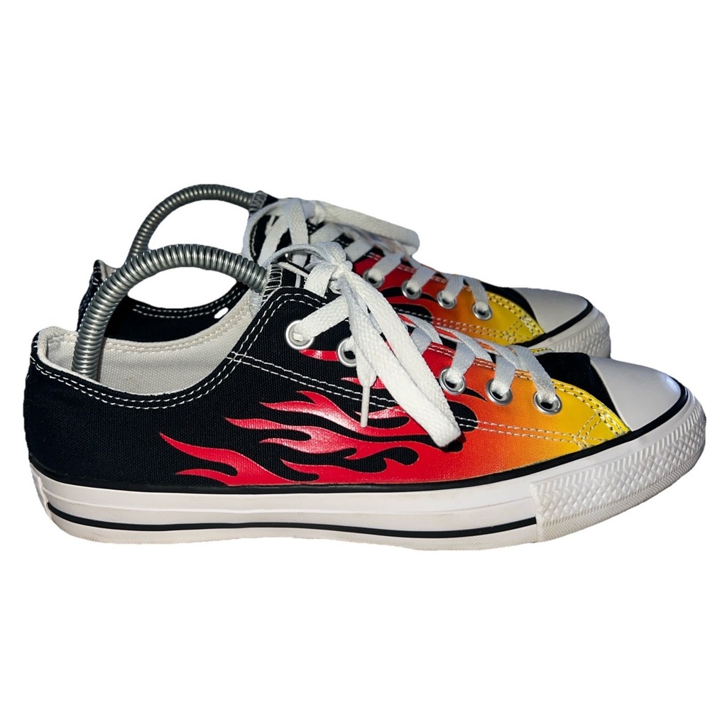 NWOB Converse Chuck Taylor All Star Flame Mens Size 6.5 Womens 8.5 Black